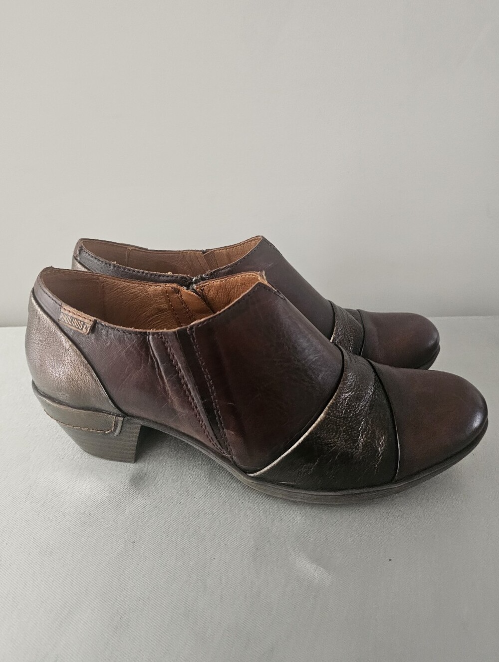 PIKOLINOS Olmo Womens Brown & Bronze Leather Side Zip Booties